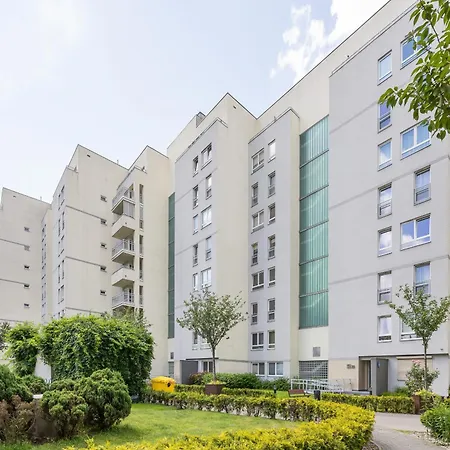 Wyjatkowy Apartament Z 3 Sypialniami I Balkonem By Noclegi Renters Warschau Exterior foto